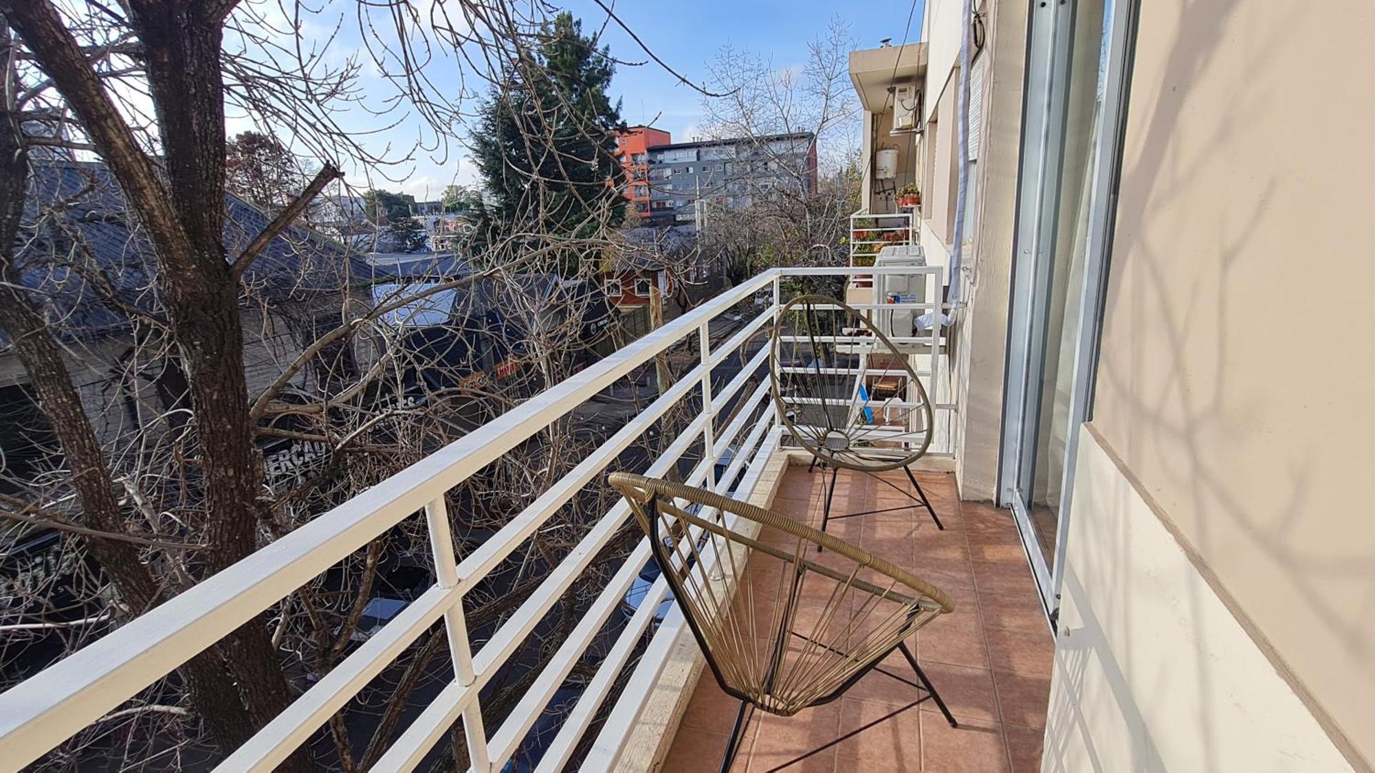 Simpsoniano Dpto Centrico A Minutos Del Aeropuerto Apartment Ezeiza Bagian luar foto