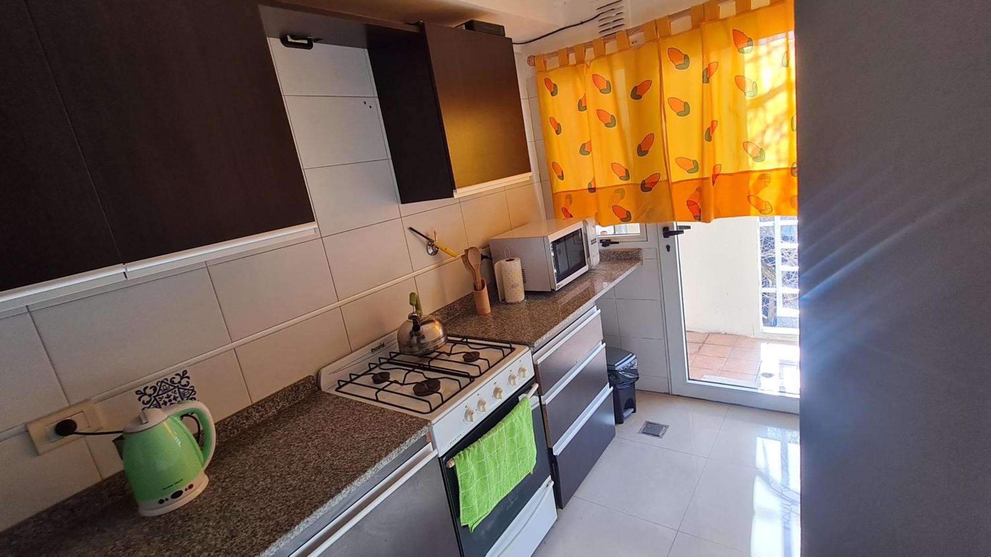 Simpsoniano Dpto Centrico A Minutos Del Aeropuerto Apartment Ezeiza Bagian luar foto