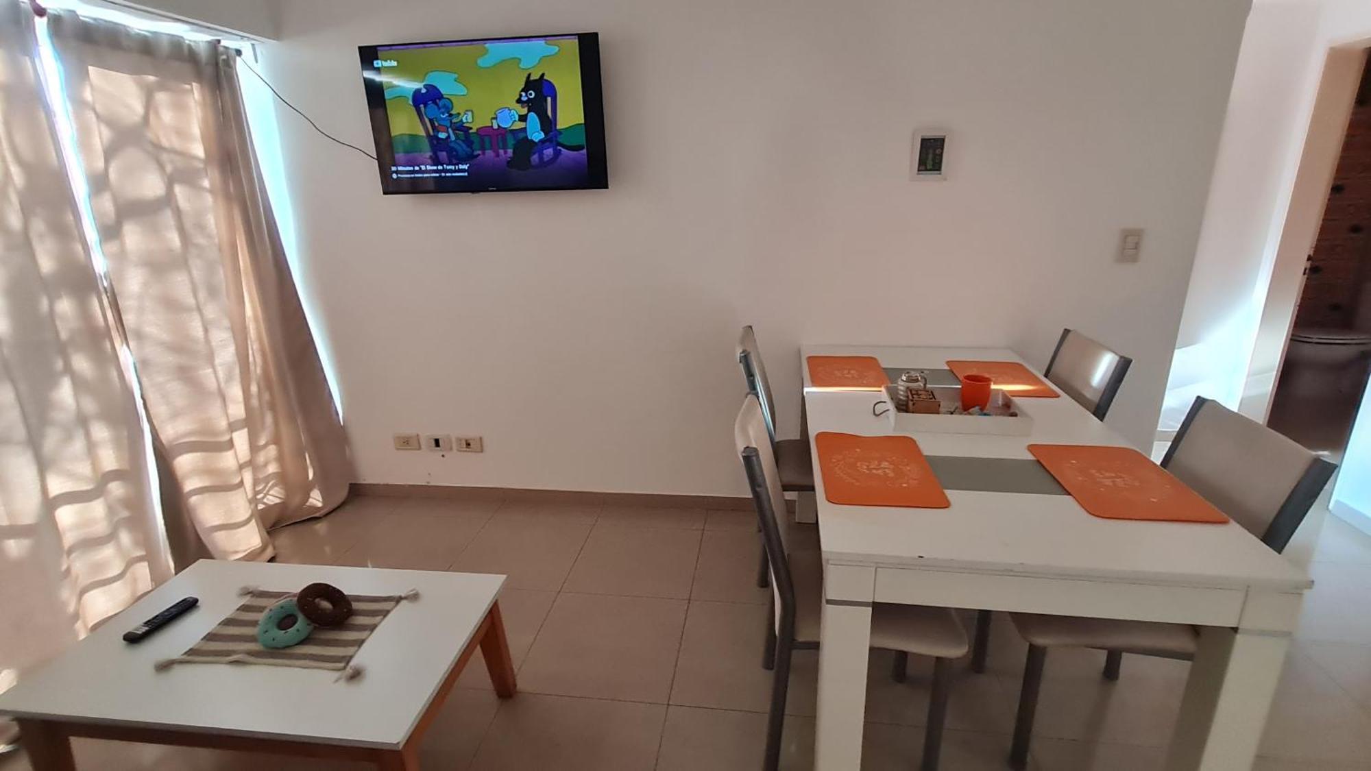 Simpsoniano Dpto Centrico A Minutos Del Aeropuerto Apartment Ezeiza Bagian luar foto