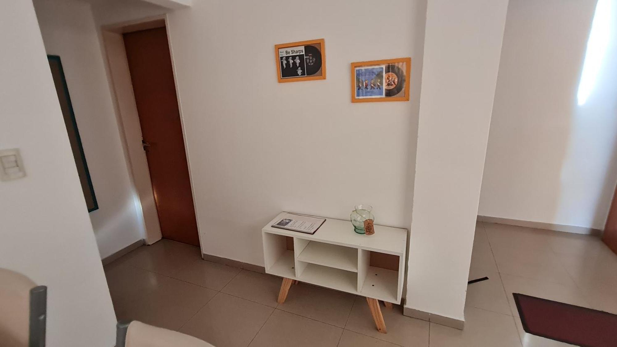 Simpsoniano Dpto Centrico A Minutos Del Aeropuerto Apartment Ezeiza Bagian luar foto